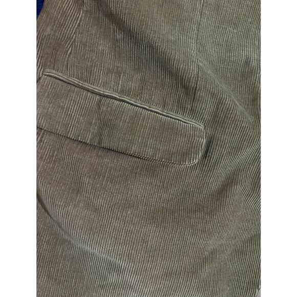 StudioSuits Hand-Crafted Men's Corduroy Blazer in Olive Green - Picture 8 of 16